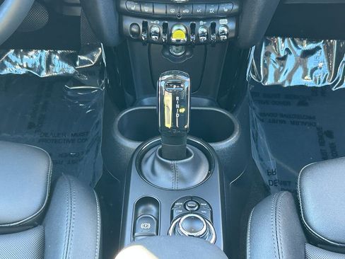 Used 2024 MINI Cooper SE image 26