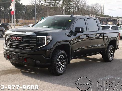 Used 2023 GMC Sierra 1500 AT4 w/ AT4 Premium Package image 3