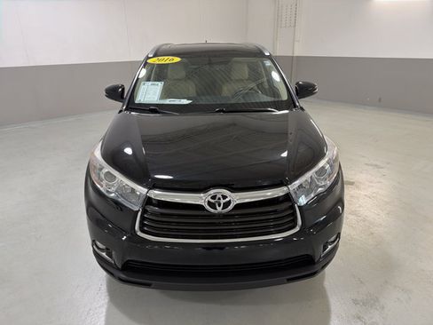 Used 2016 Toyota Highlander Limited AWD/4WD image 3