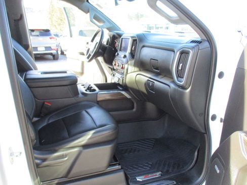 Certified 2022 Chevrolet Silverado 1500 RST w/ All Star Edition Plus image 15