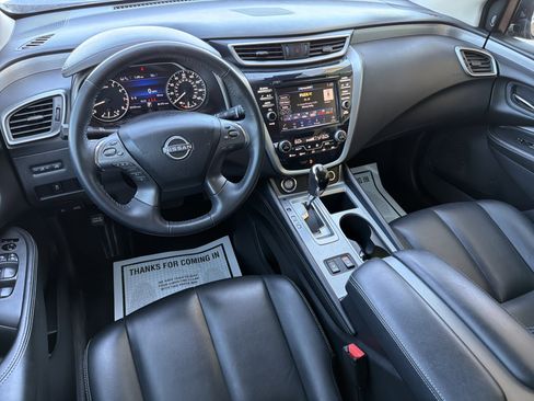 Used 2023 Nissan Murano SV image 11