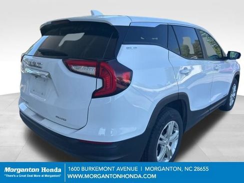 Used 2024 GMC Terrain SLE AWD/4WD image 9