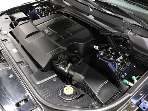 Used 2019 Land Rover Range Rover HSE image 16