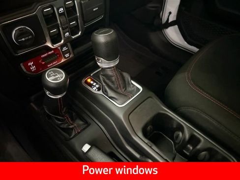 Used 2022 Jeep Gladiator Rubicon w/ Cold Weather Group image 29