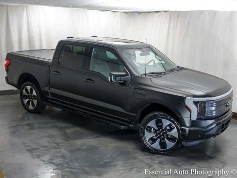 Used 2023 Ford F150 Lightning Platinum AWD/4WD image 5