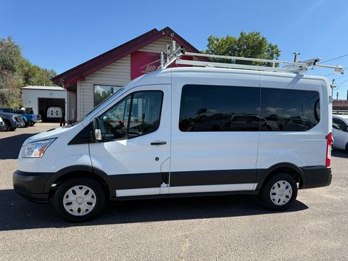Used 2017 Ford Transit 150 XLT image 5