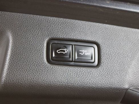 Used 2024 Kia Carnival SX FWD image 38