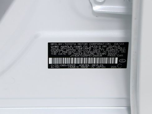 Used 2023 Lexus IS 300 w/ Premium Package RWD image 31