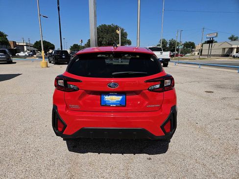 Used 2024 Subaru Crosstrek 2.0i AWD/4WD image 7