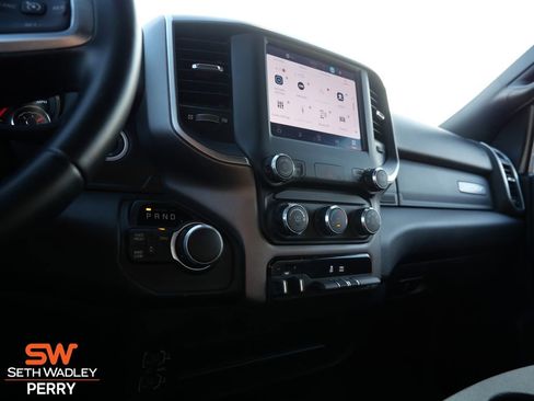 Used 2024 RAM 2500 Big Horn w/ Bed Utility Group image 24