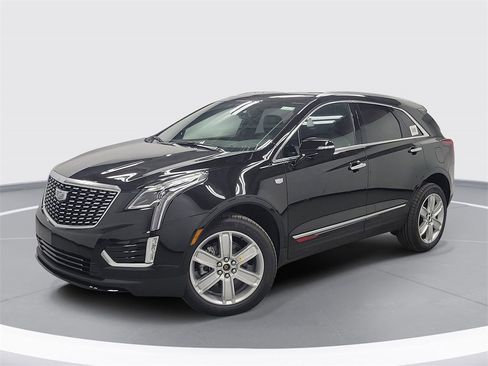 New 2025 Cadillac XT5 Luxury w/ LPO, Red Accent Package image 1