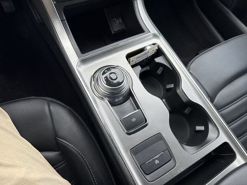 Used 2022 Ford Edge SEL w/ Convenience Package image 22