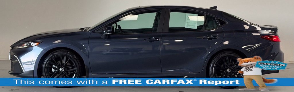 Used 2026 Toyota Camry SE w/ Convenience Package FWD image 2