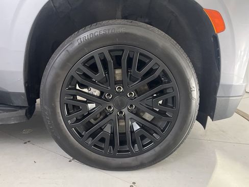 Used 2021 Chevrolet Tahoe RST image 18