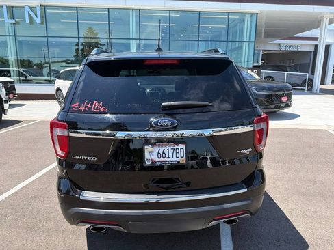 Used 2018 Ford Explorer Limited w/ Equipment Group 301A AWD/4WD image 4