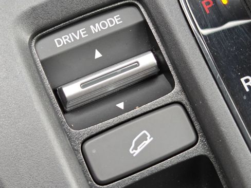 Certified 2025 Honda CR-V Sport Touring image 12