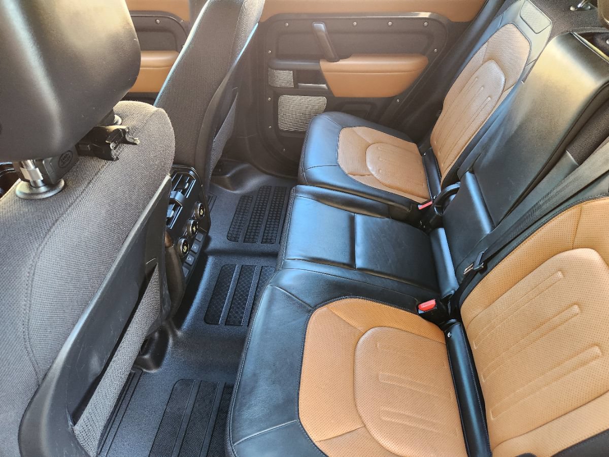 Used 2024 Land Rover Defender 130 X AWD/4WD image 52