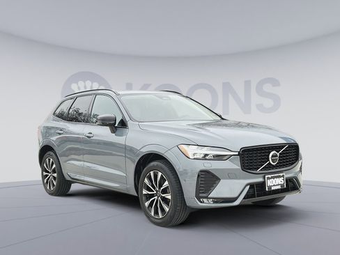 Certified 2023 Volvo XC60 B5 Plus w/ Climate Package image 10