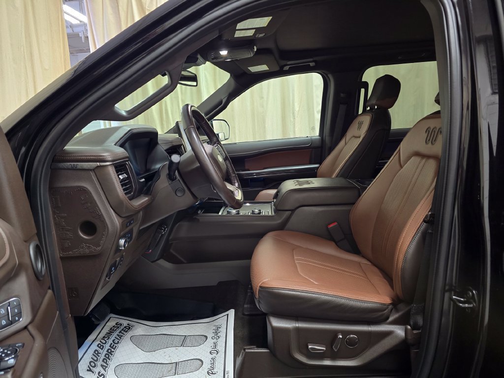 Used 2022 Ford Expedition Max King Ranch AWD/4WD image 16