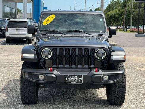 Used 2023 Jeep Gladiator Rubicon w/ LED Lighting Group AWD/4WD image 2
