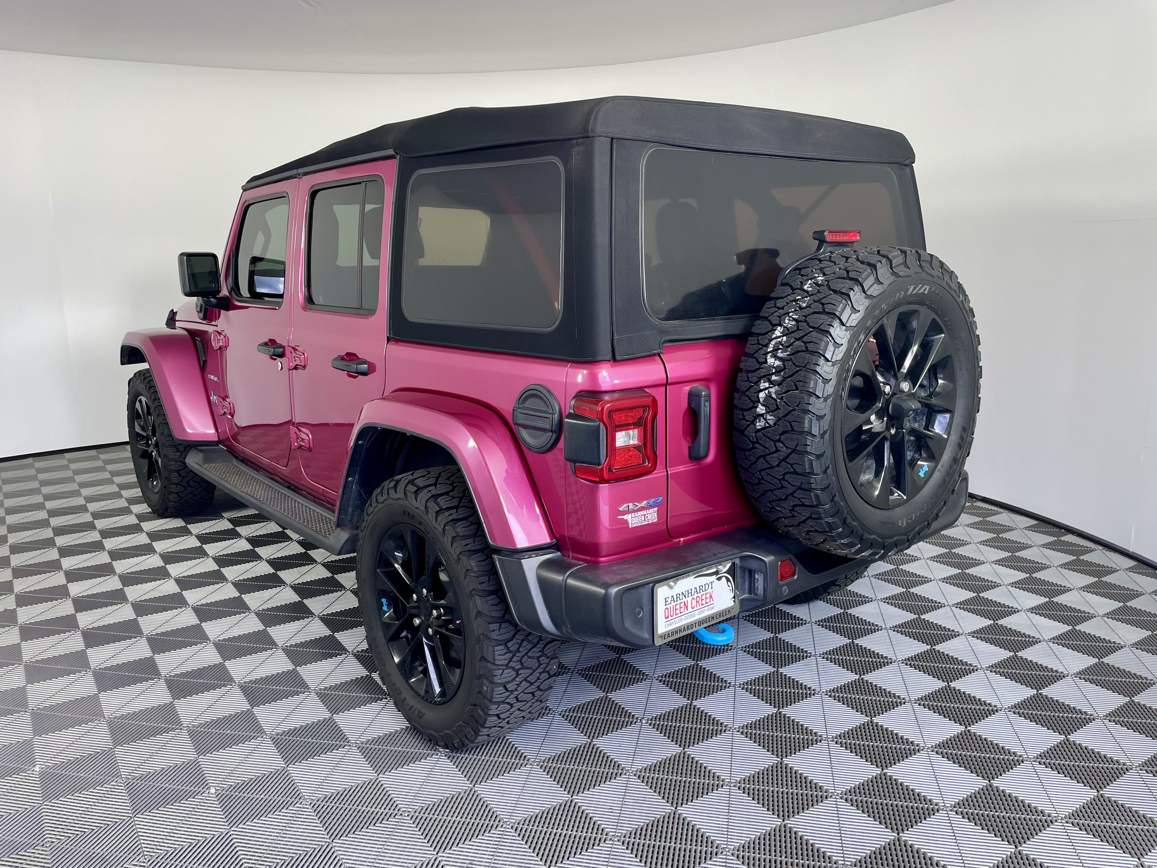 Certified 2022 Jeep Wrangler Unlimited Sahara w/ Safety Group AWD/4WD image 3
