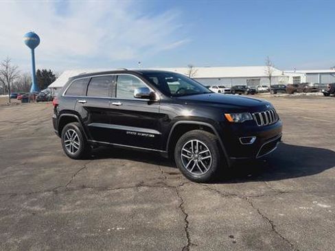 Used 2019 Jeep Grand Cherokee Limited image 2