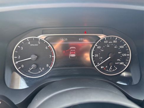 Used 2023 Nissan Rogue SL w/ SL Premium Package image 25