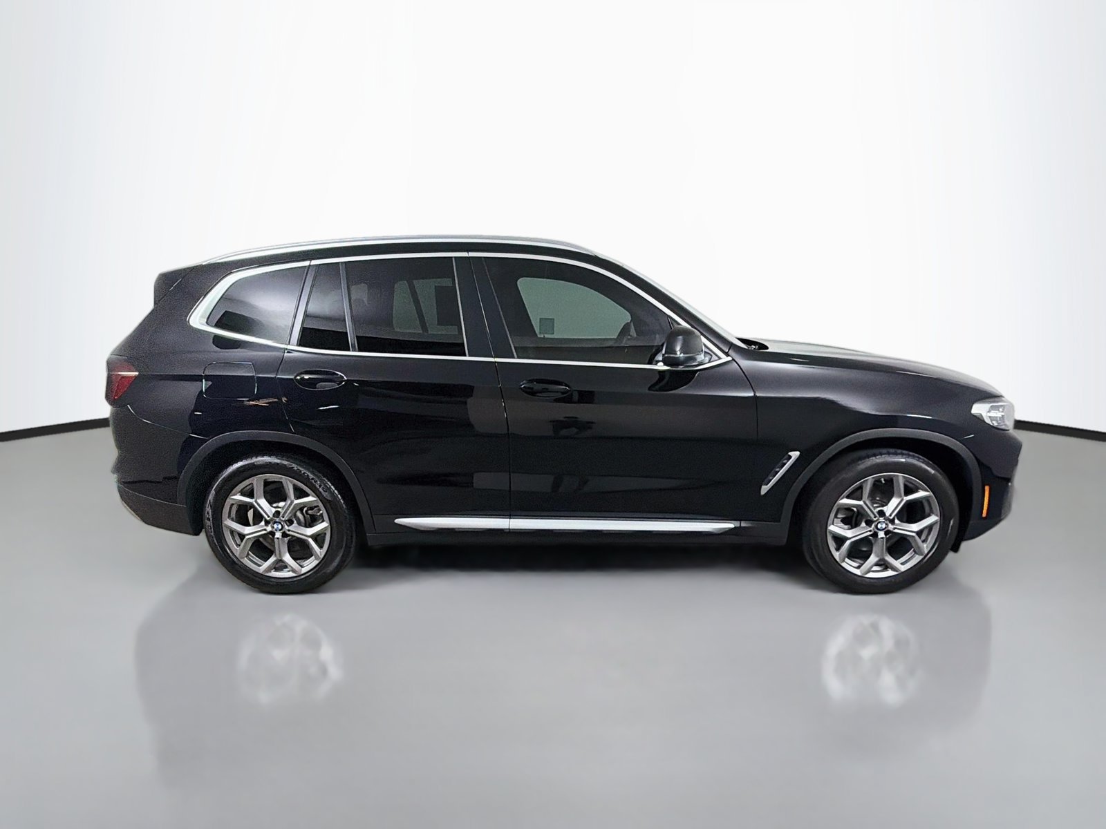 Used 2023 BMW X3 sDrive30i w/ Convenience Package RWD image 6