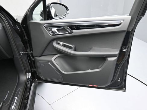New 2026 Porsche Macan S image 29
