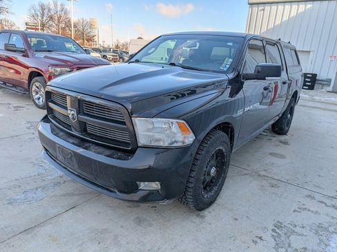 Used 2012 RAM 1500 Sport w/ Sport Premium Group image 21