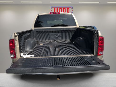 Used 2004 Dodge Ram 1500 Truck SLT RWD image 9
