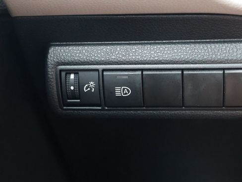 Used 2024 Toyota Corolla LE image 21