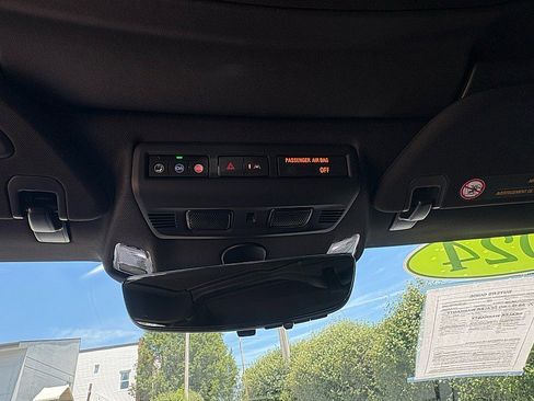 Used 2024 Chevrolet Corvette Stingray 2LT w/ Z51 Performance Package image 29