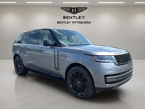Used 2025 Land Rover Range Rover Long Wheelbase SE AWD/4WD image 3