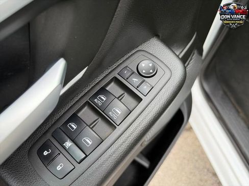 Certified 2022 RAM 1500 Big Horn AWD/4WD image 11