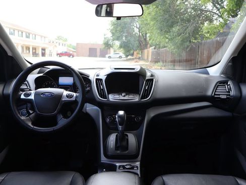 Used 2016 Ford Escape SE w/ SE Leather Comfort Package AWD/4WD image 16