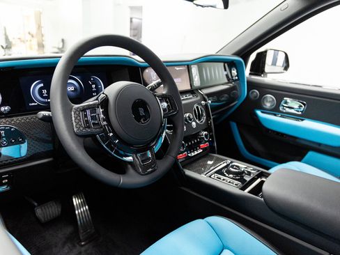 New 2026 Rolls-Royce Cullinan Black Badge image 49