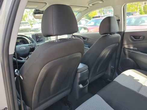 Used 2023 Hyundai Kona SE w/ Cargo Package AWD/4WD image 8
