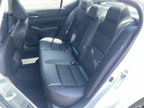 Certified 2024 Nissan Altima 2.5 SR FWD image 18