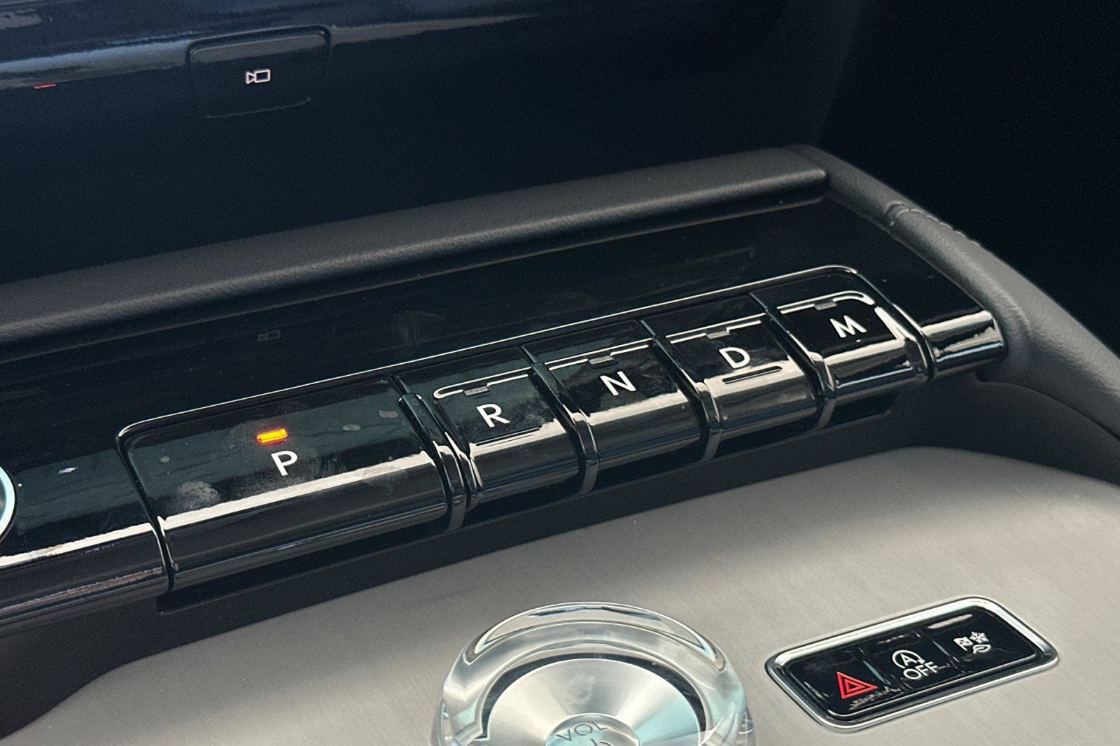 New 2027 Lincoln Navigator Premiere AWD/4WD image 22