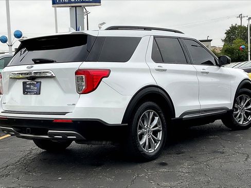 Certified 2020 Ford Explorer XLT w/ Equipment Group 202A image 11