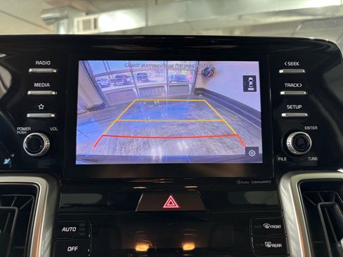 Used 2021 Kia Sorento S image 26