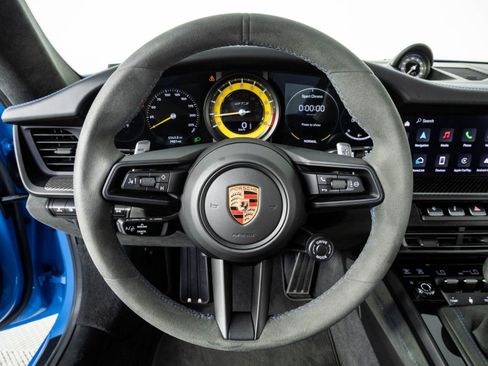 Used 2024 Porsche 911 GT3 RWD image 9