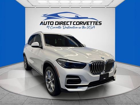 Used 2023 BMW X5 xDrive40i w/ Premium Package AWD/4WD image 3