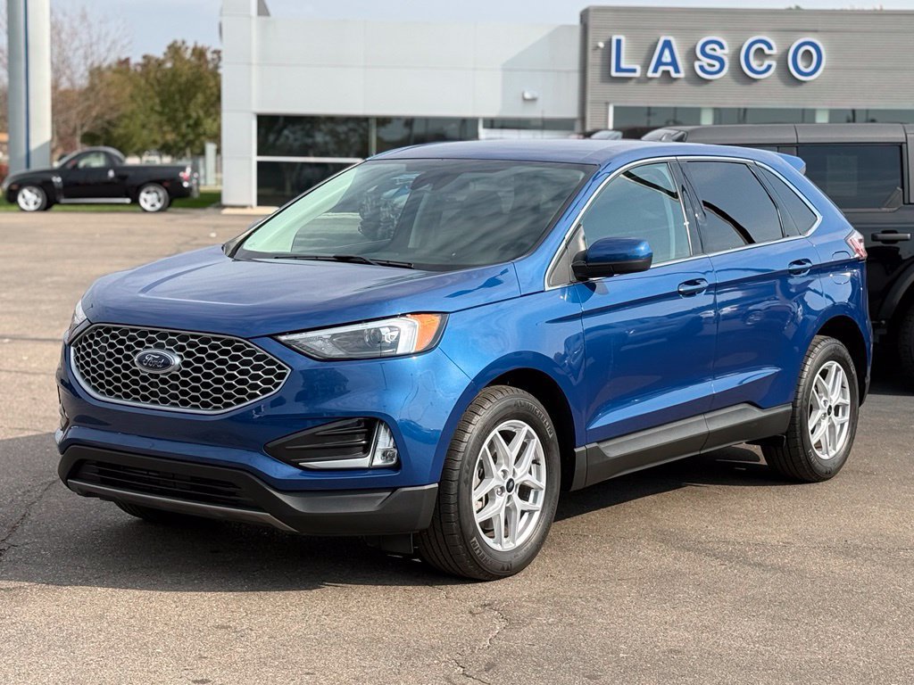Used 2023 Ford Edge SEL AWD/4WD image 35
