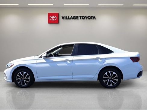 Used 2023 Volkswagen Jetta S FWD image 2