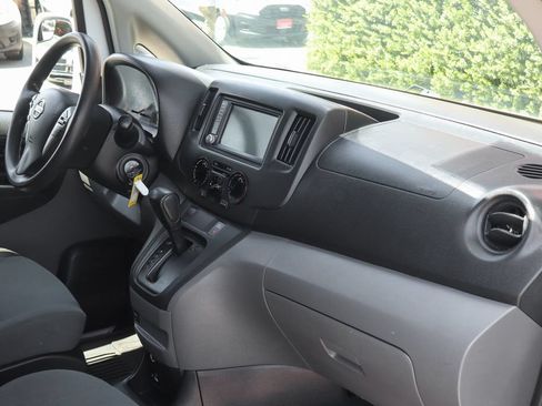 Used 2020 Nissan NV200 SV w/ Sliding Glass Door Package FWD image 37