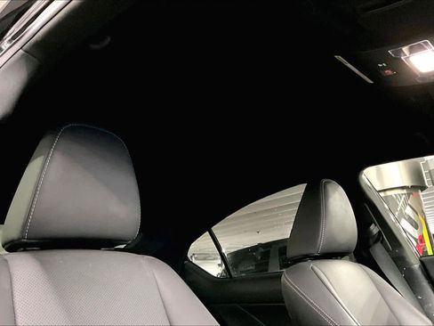 Used 2022 Lexus IS 300 image 13