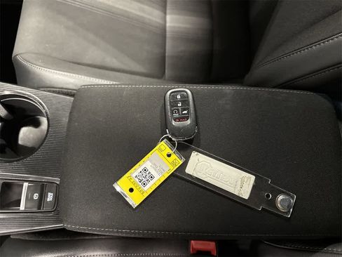 Used 2023 Honda Civic Sport image 30