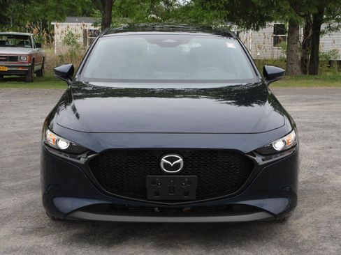 Used 2024 MAZDA MAZDA3 s FWD image 2